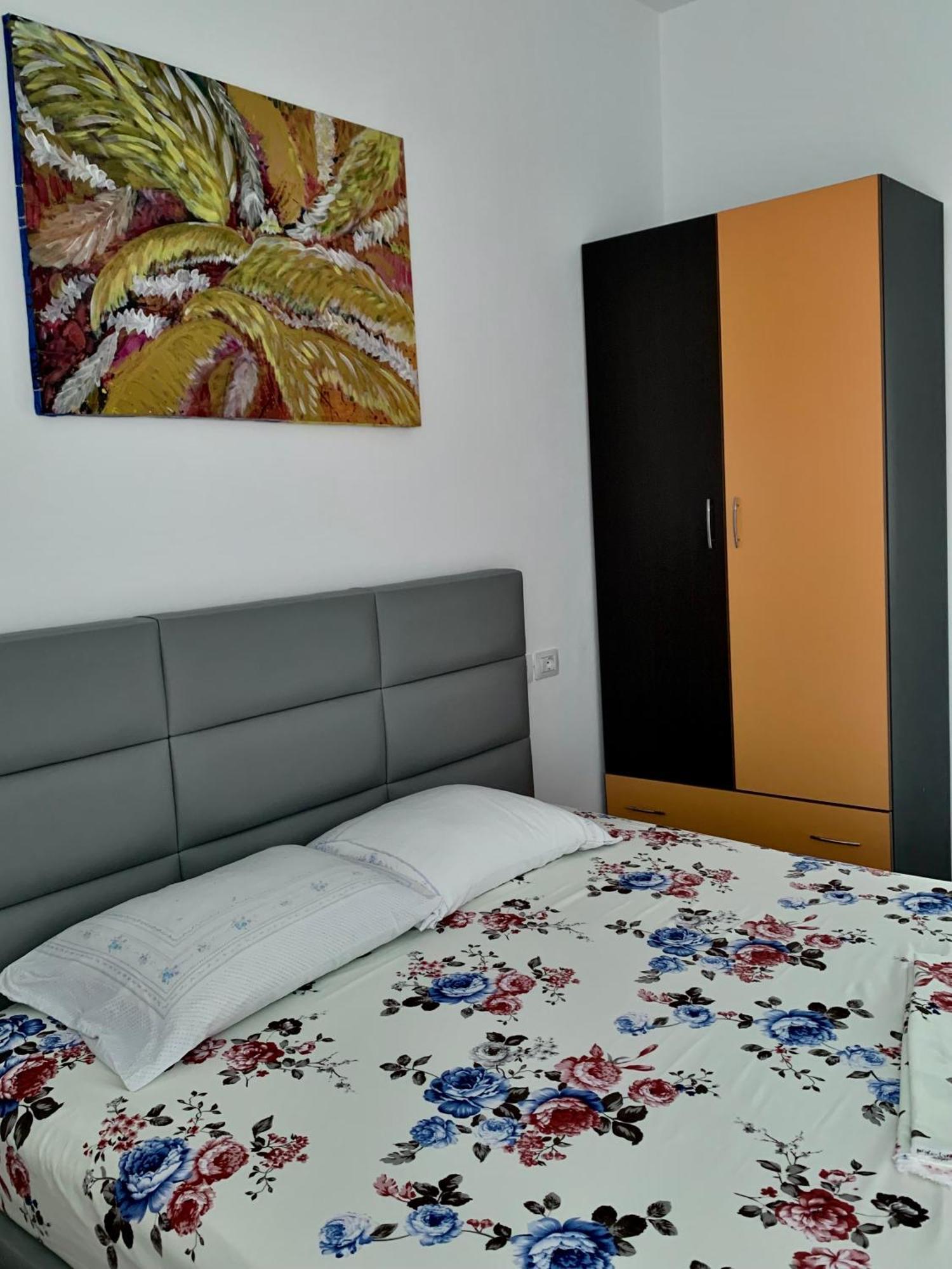 Serenade Beach Durres Luaran gambar