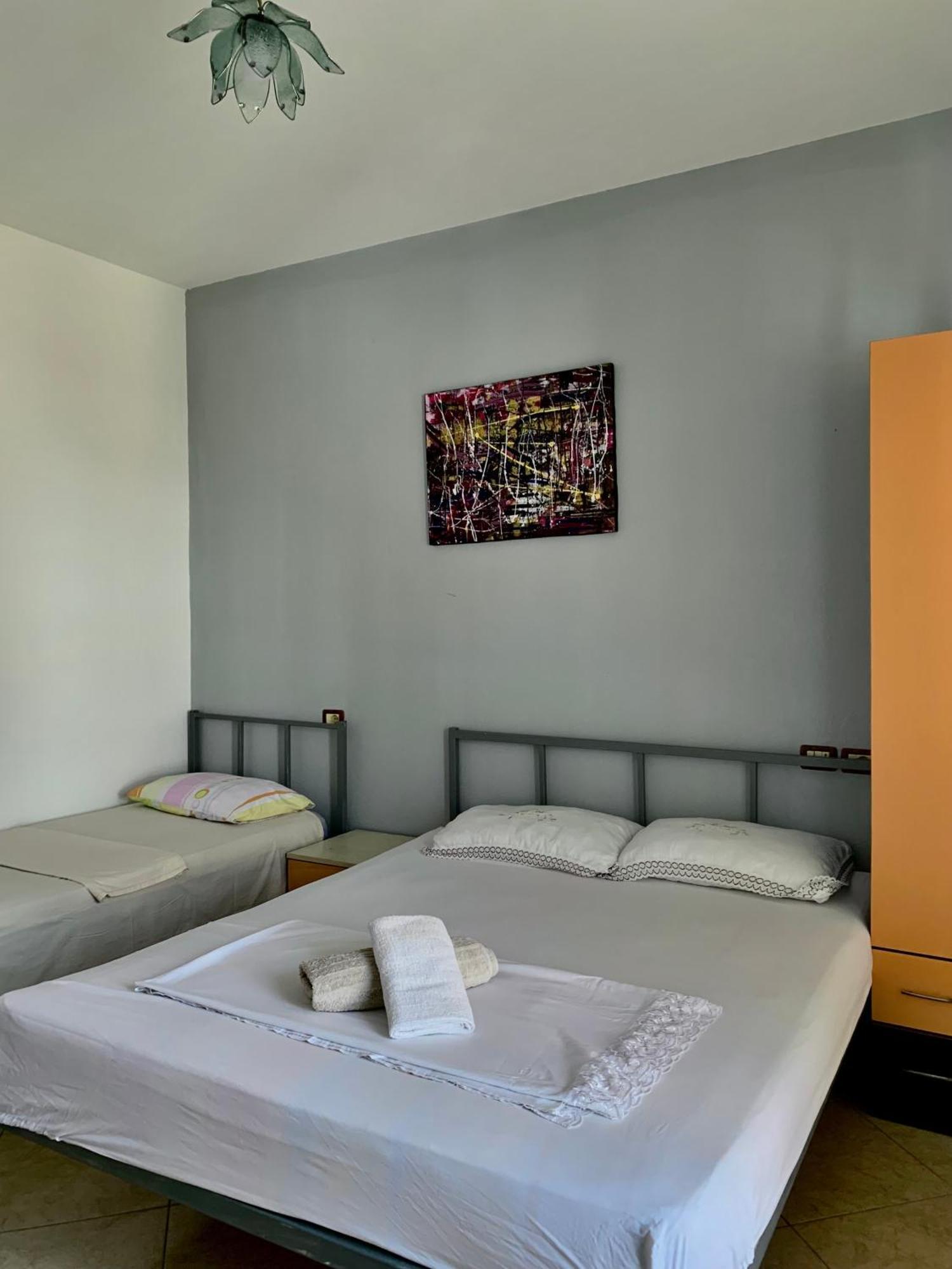 Serenade Beach Durres Luaran gambar
