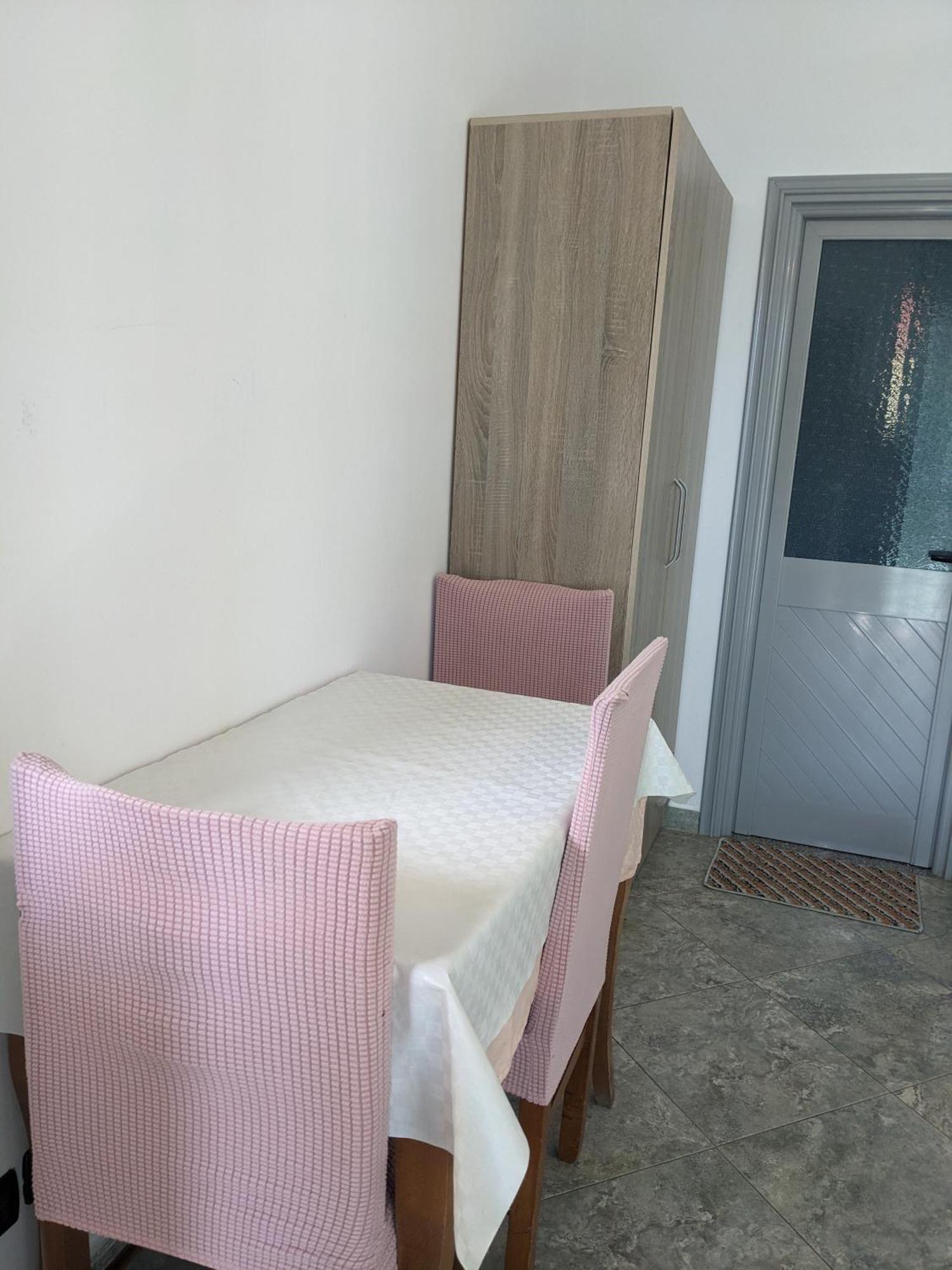 Serenade Beach Durres Bilik gambar