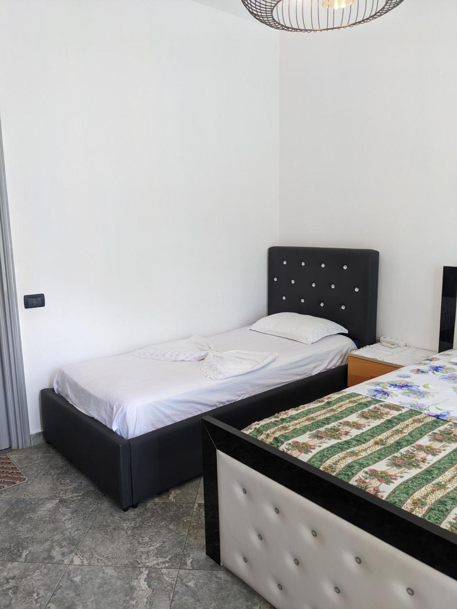 Serenade Beach Durres Luaran gambar