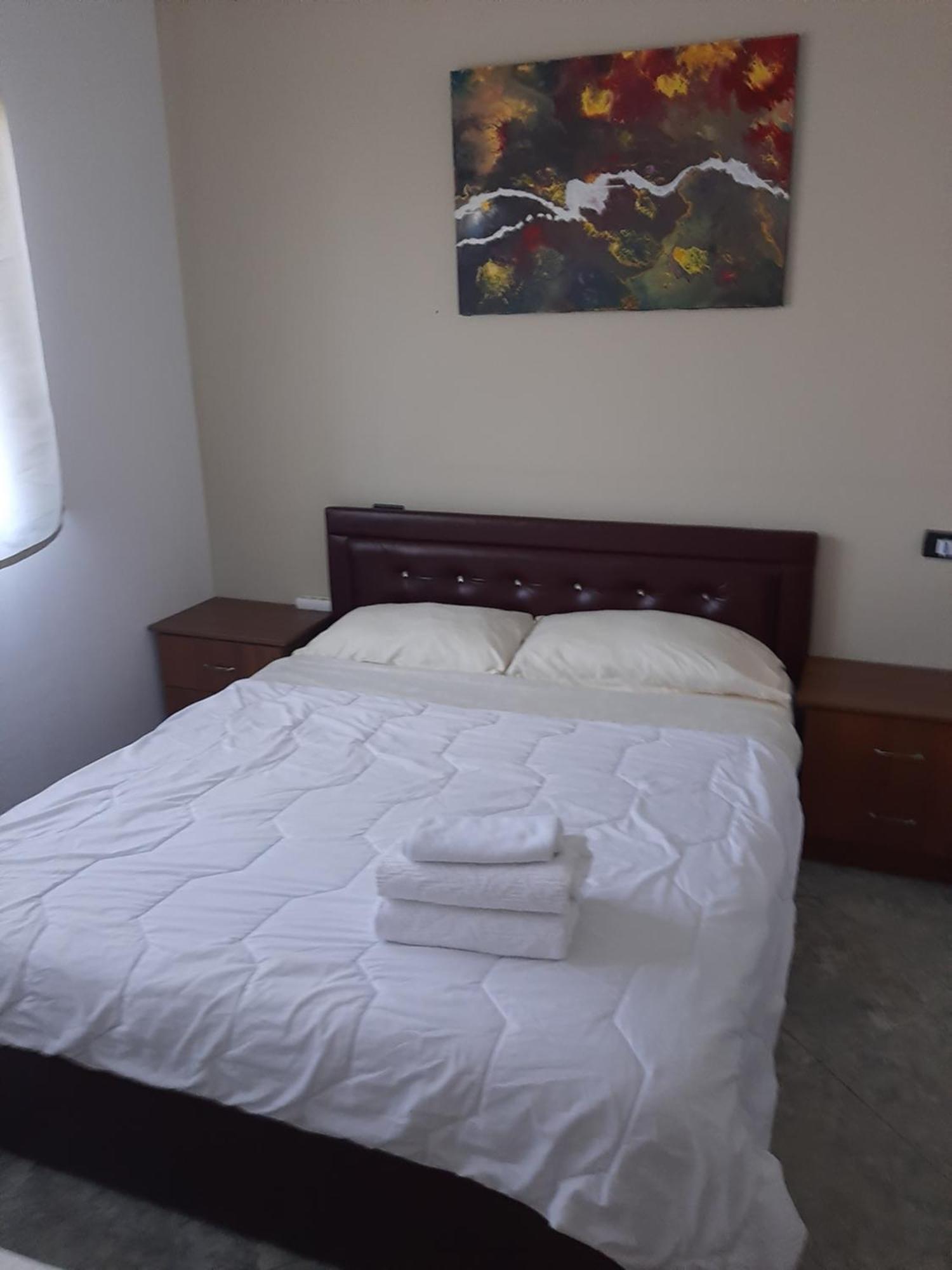 Serenade Beach Durres Luaran gambar
