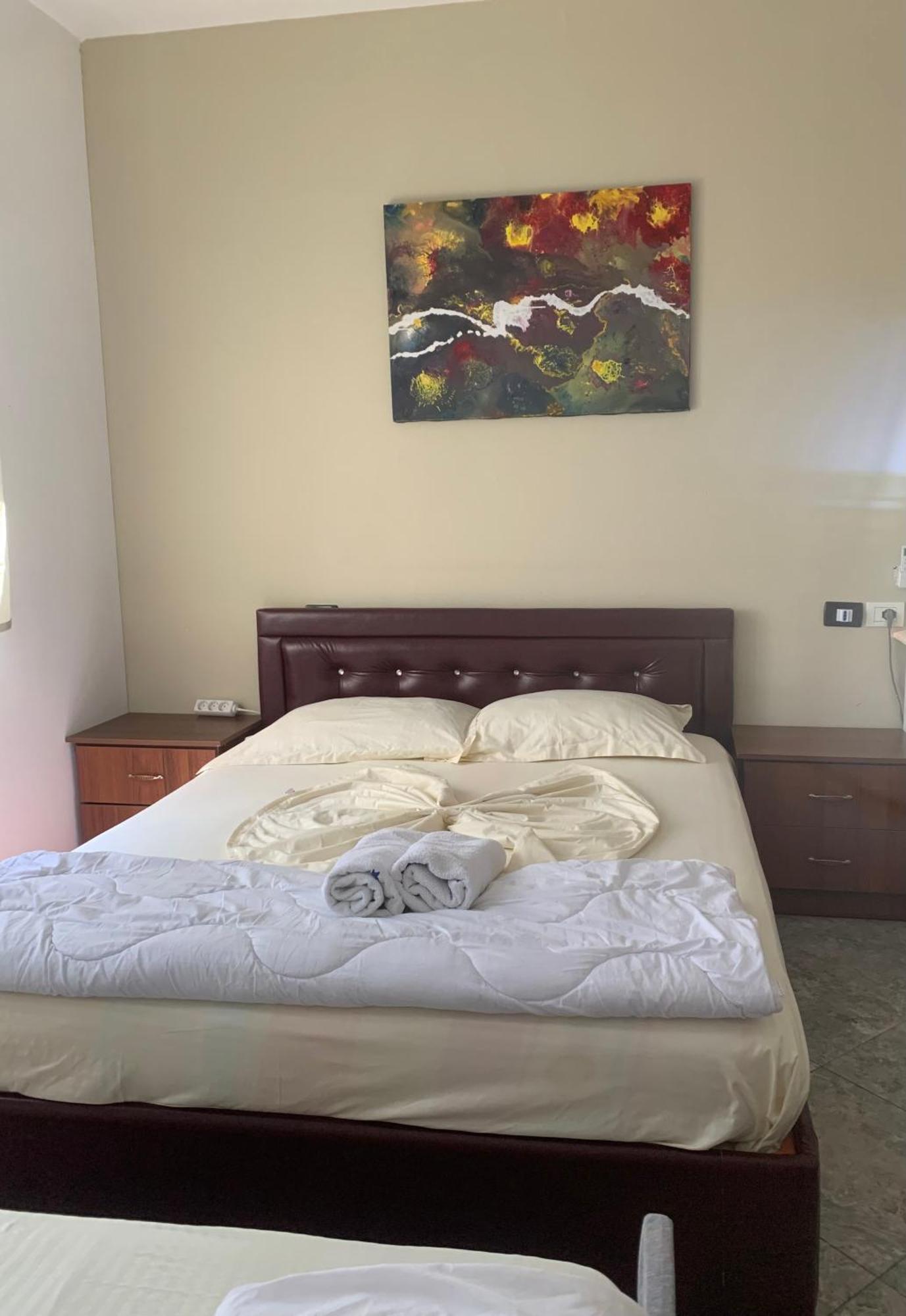 Serenade Beach Durres Luaran gambar