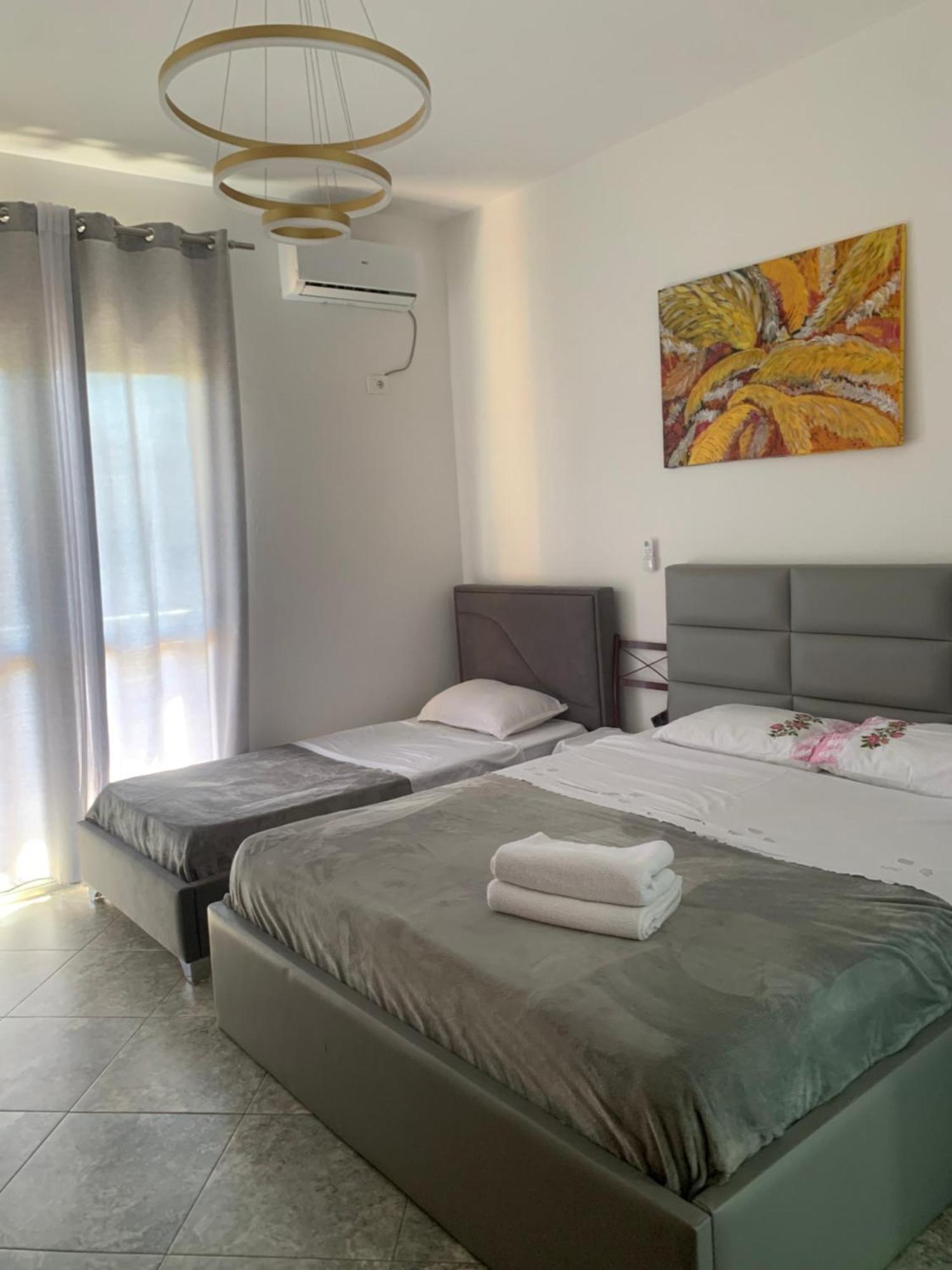 Serenade Beach Durres Luaran gambar